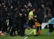 九游体育APP下载-对手犯错频频！球队抓住机会实现逆转！