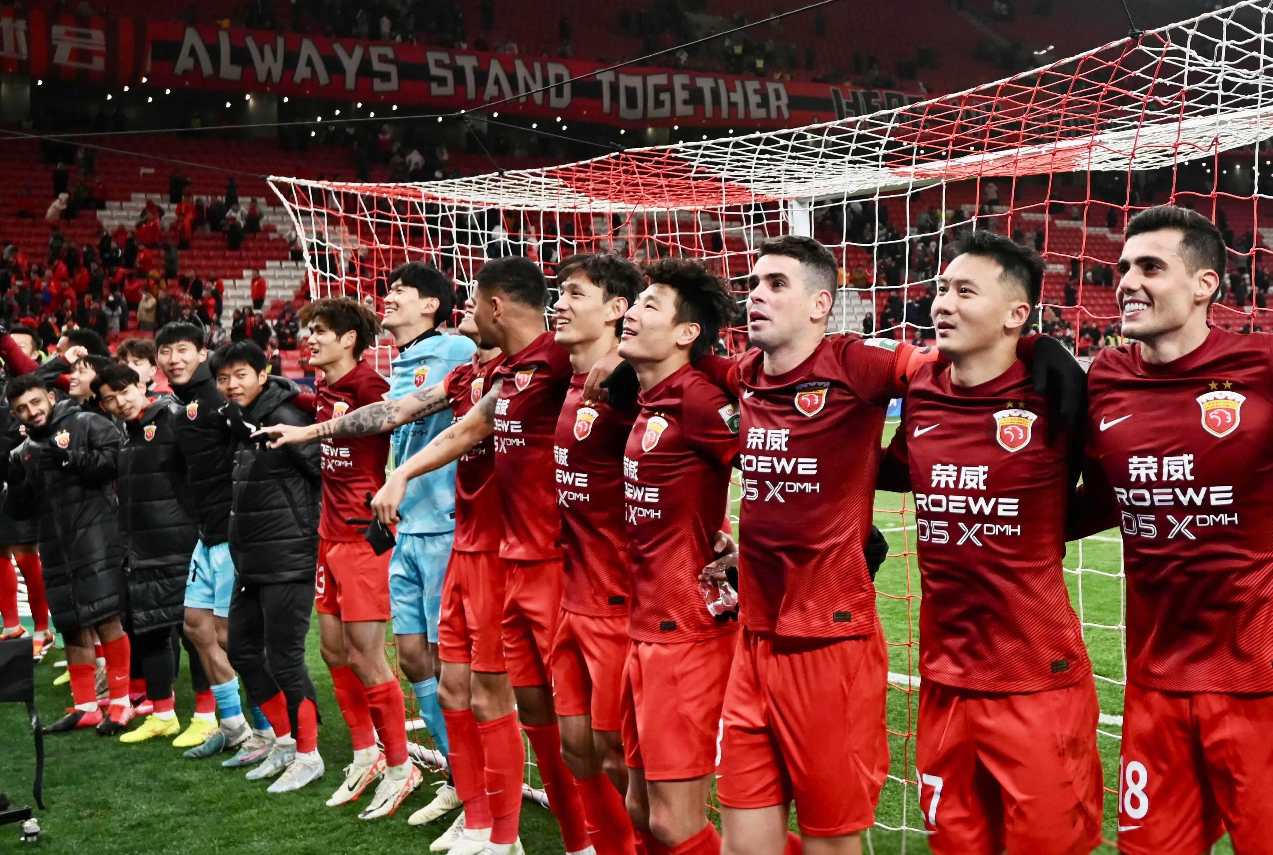 关于亚冠淘汰赛决战揭幕，球员士气高涨备战的信息