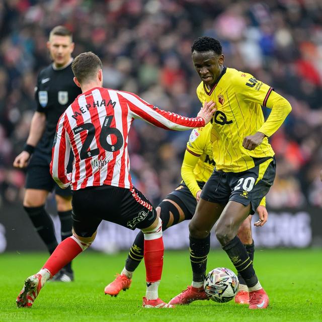 沃特福德客场遭遇失利，球队防守失误，士气受挫的简单介绍