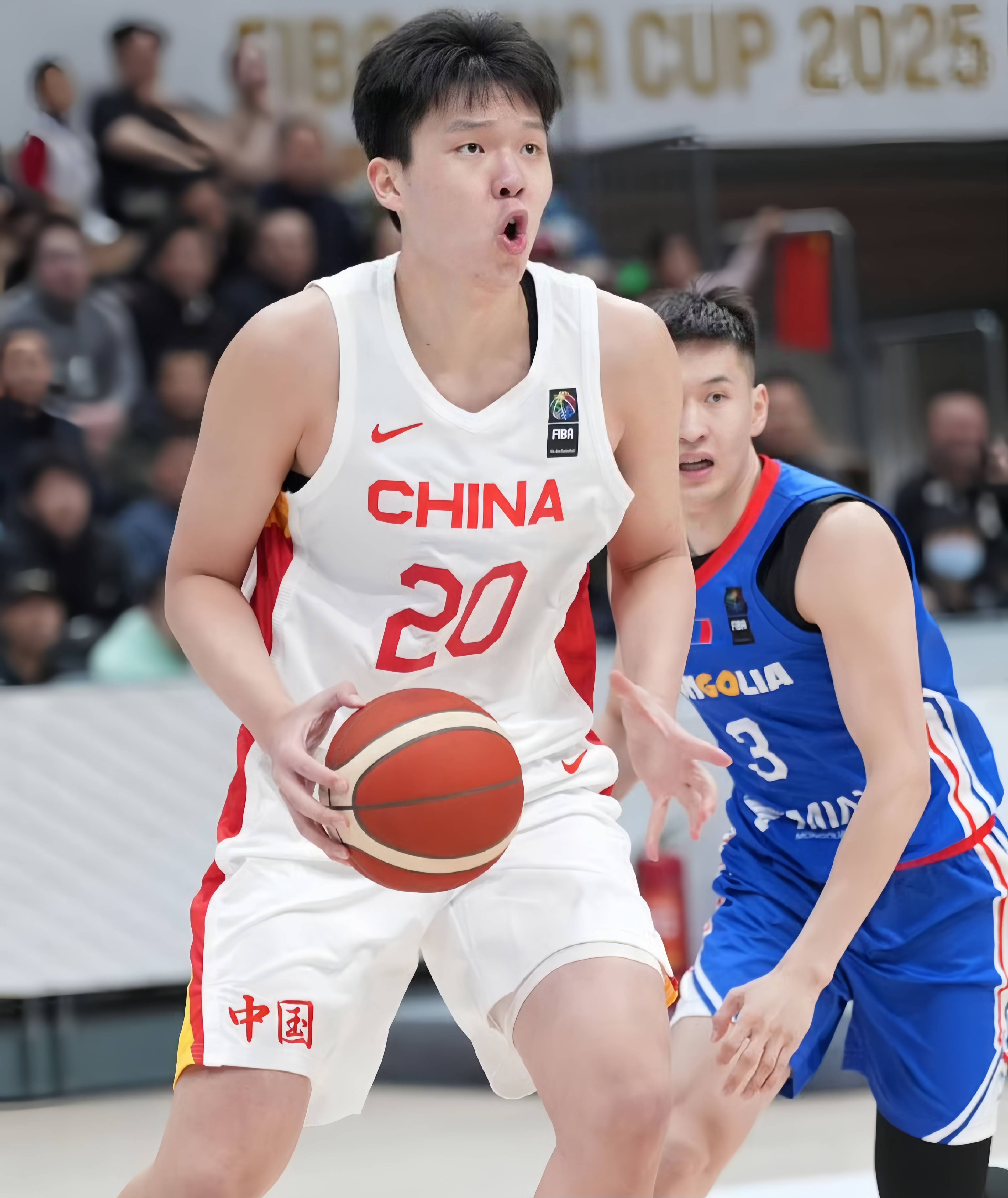 包含青岛男篮在今日比赛中取得胜利，令人瞩目的词条