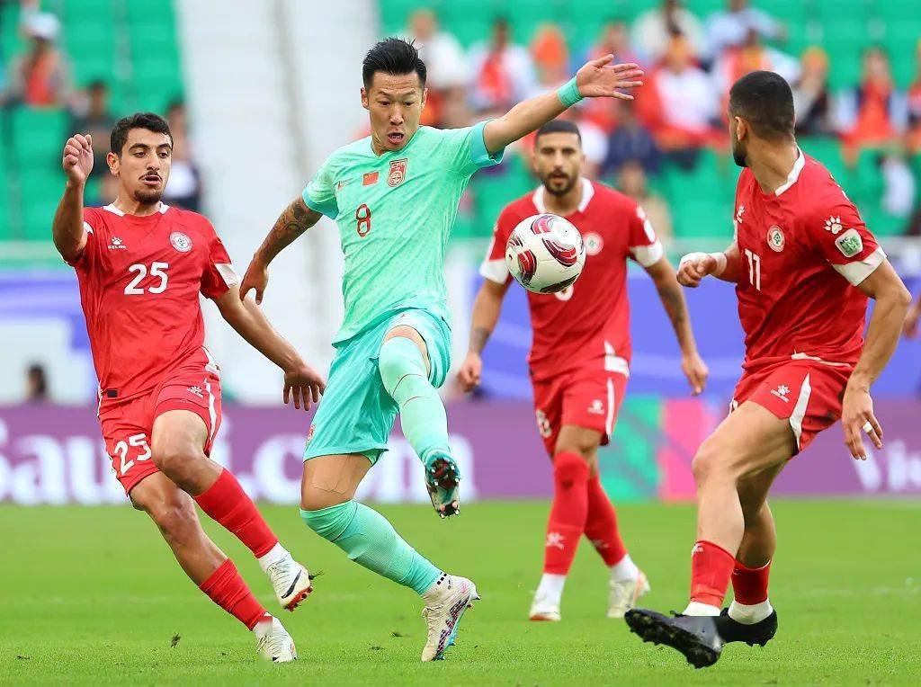 中场组织起色，球队表现出色取胜的简单介绍