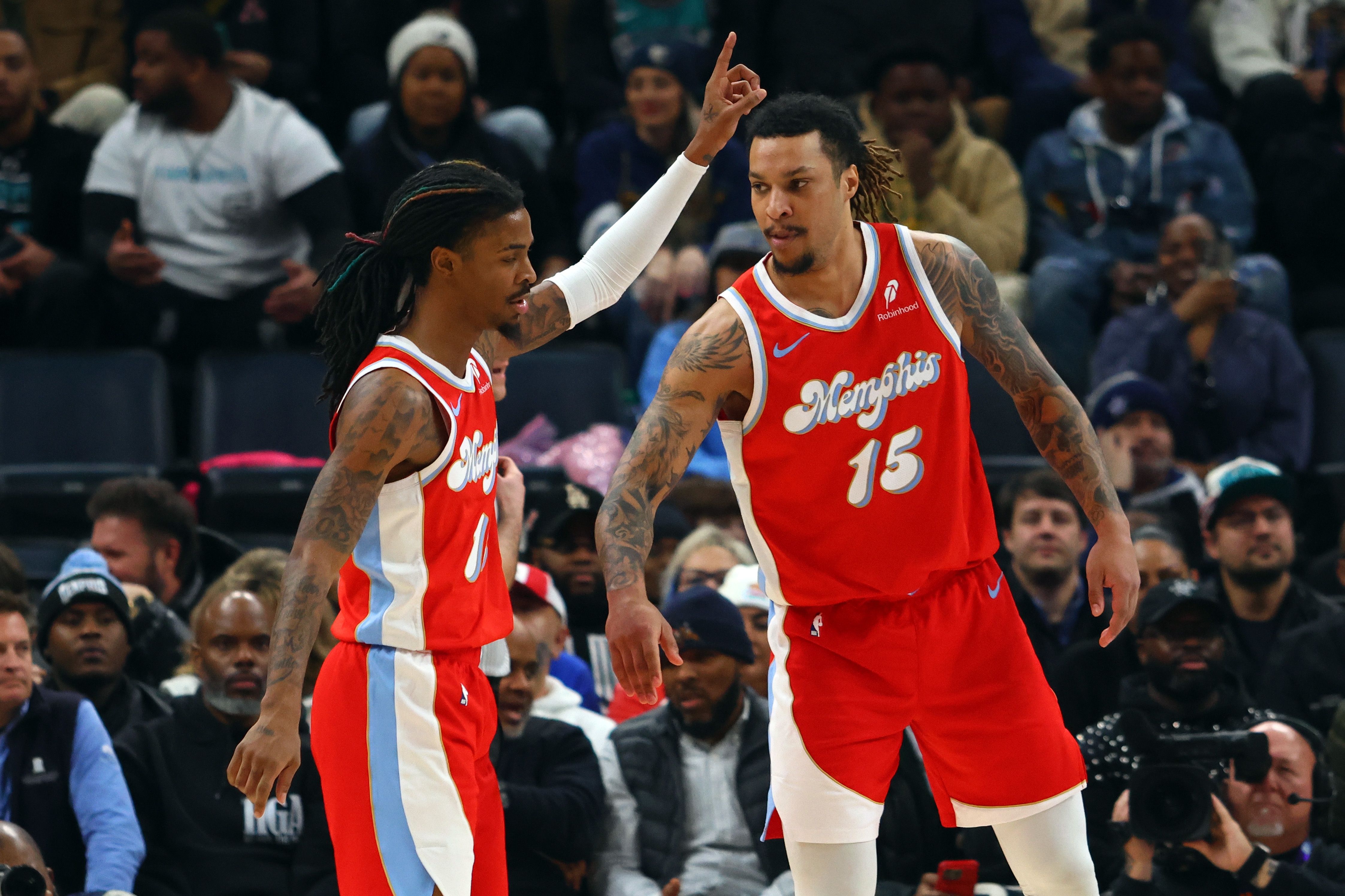 灰熊队大比分击败公牛队，唐斯表现出色