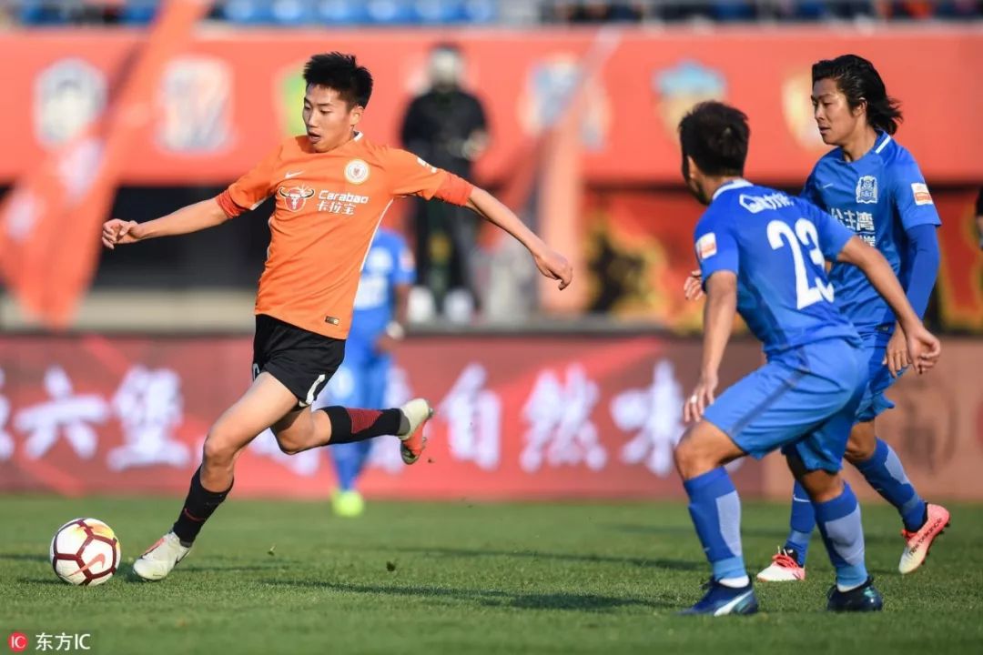 北京人和主场战平广州恒大，保持不败纪录