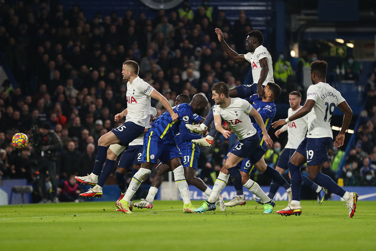 甘冈球员莫里斯贡献进球，助球队取胜