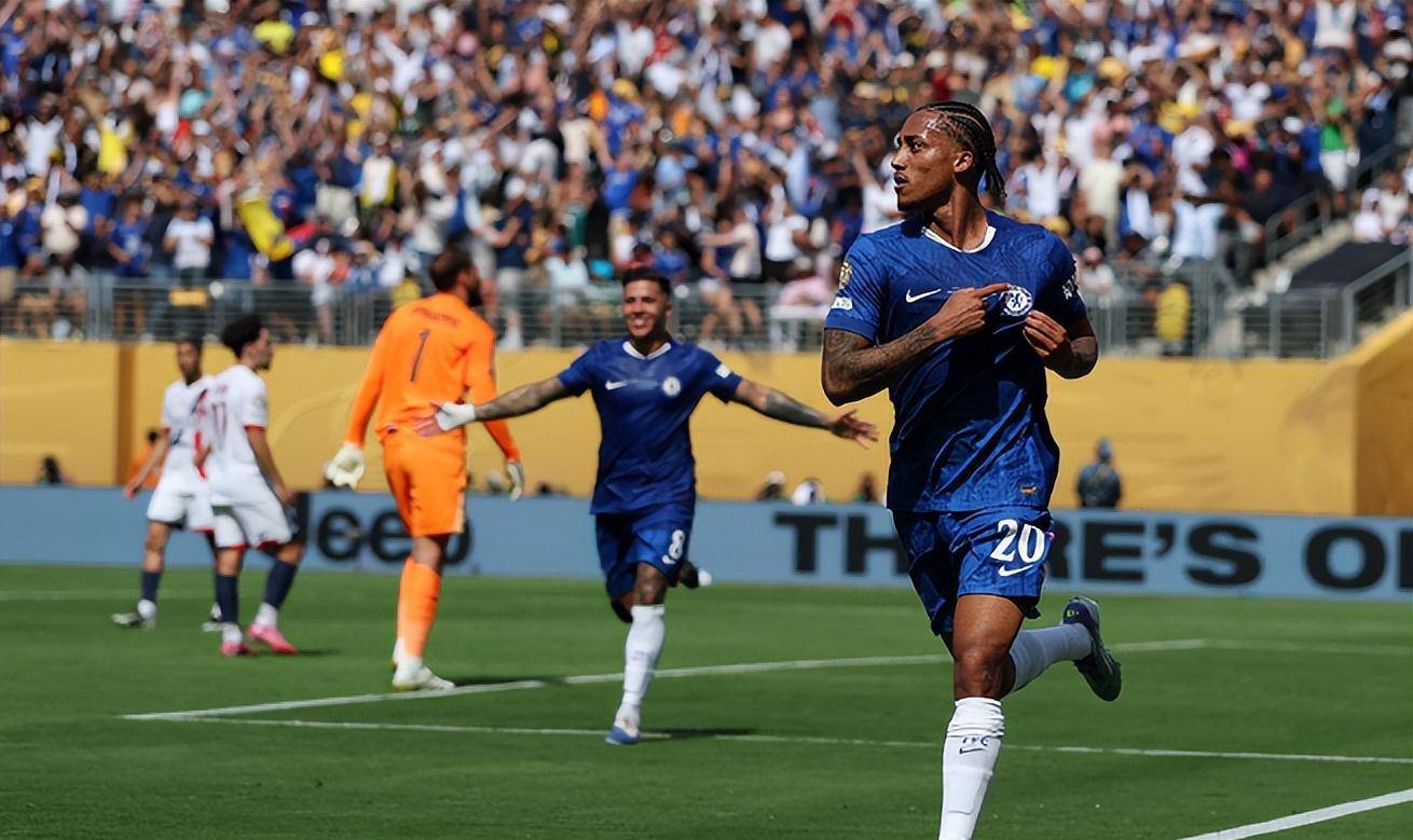 切尔西主场大胜，顶住冲击领跑者的压力