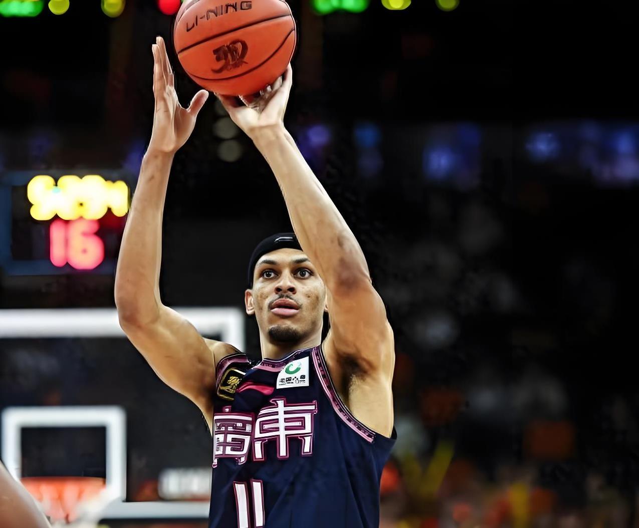 关于火箭队副主帅领队获胜，重振球队士气的信息