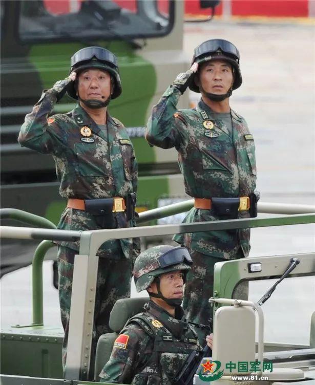 关于火箭队副主帅领队获胜，重振球队士气的信息