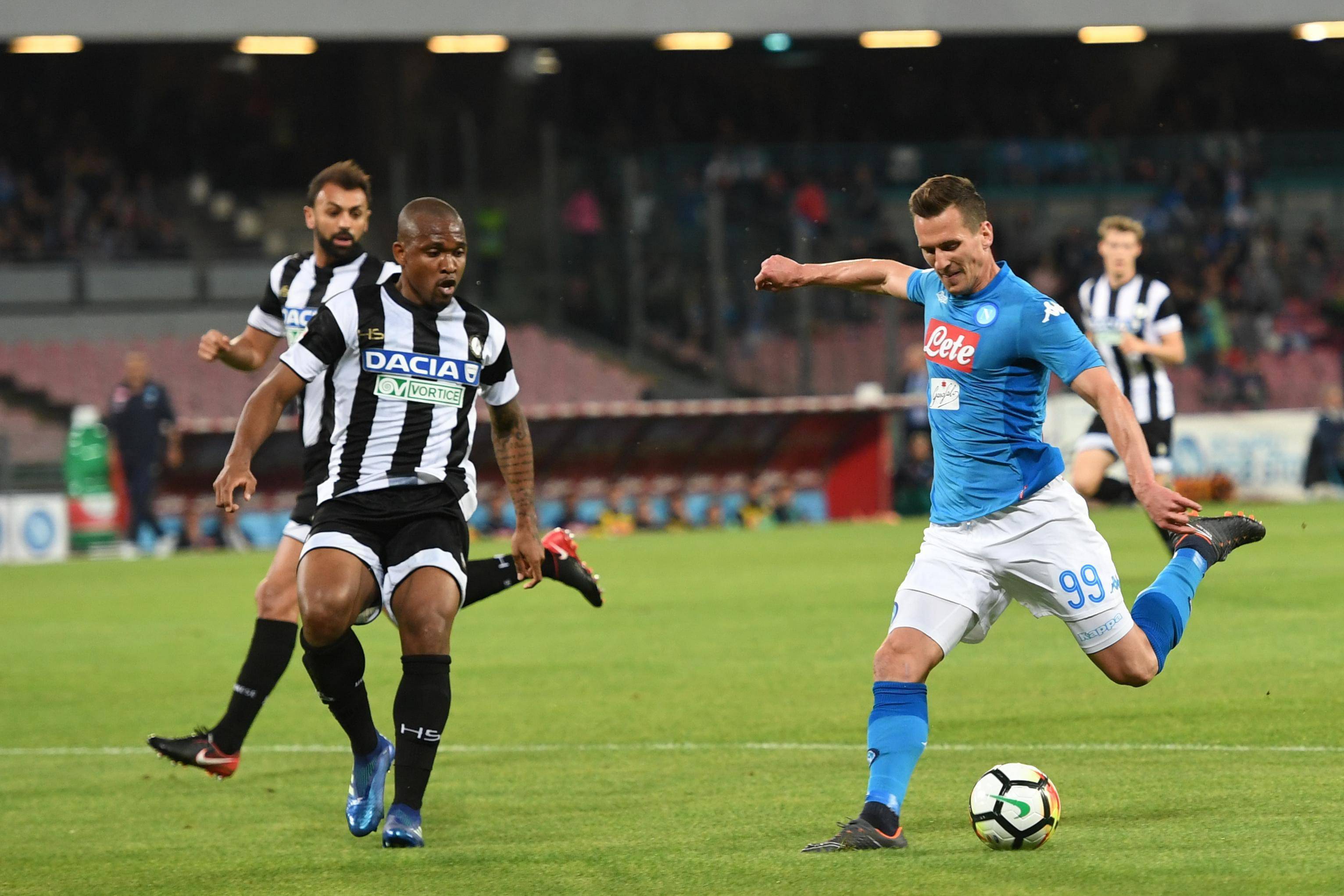 那不勒斯主场取胜，跃升意甲前列