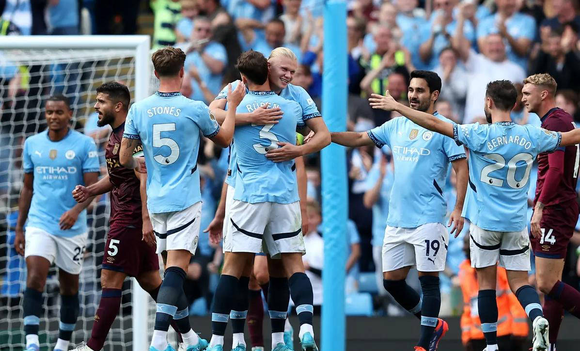 曼城豪取胜利，晋级下一轮比赛