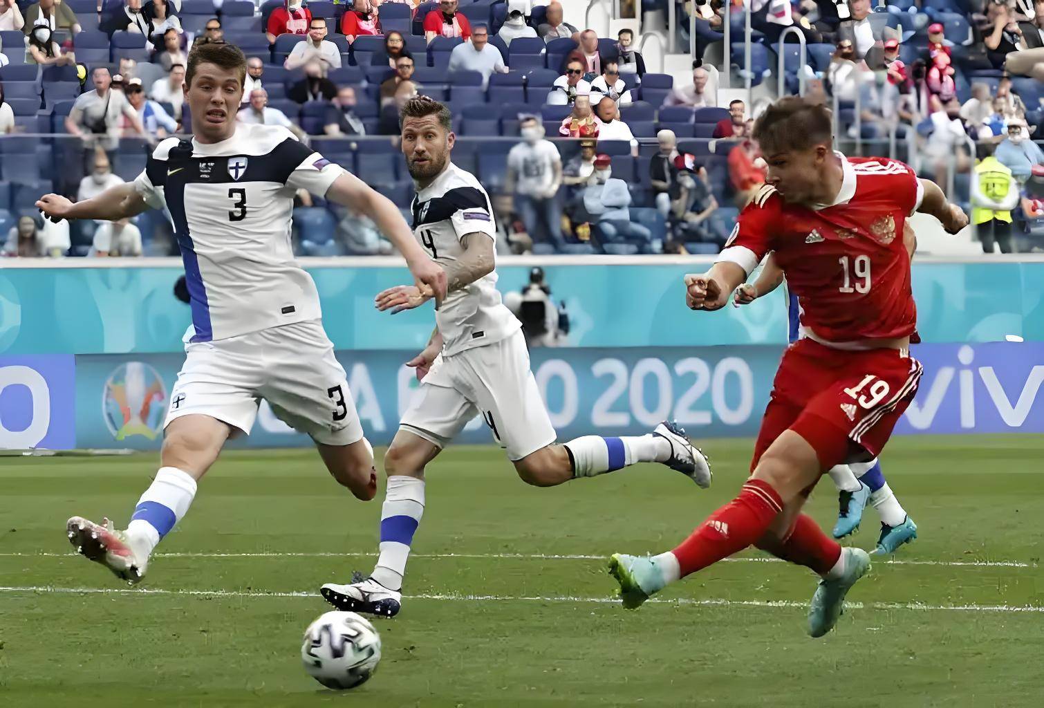 荷兰对阵北马其顿，荷兰追求小组三连胜