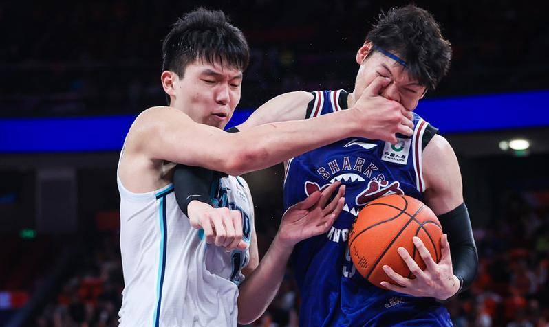 上海男篮锋线进攻连续不进步