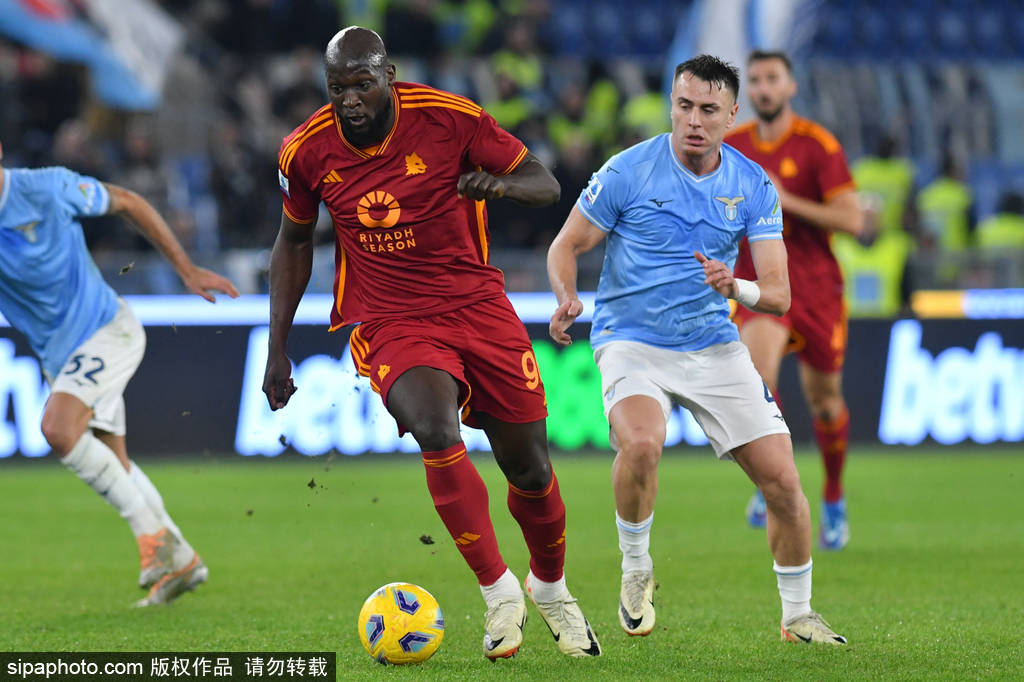 意大利战胜乌克兰，小组领先优势继续扩大