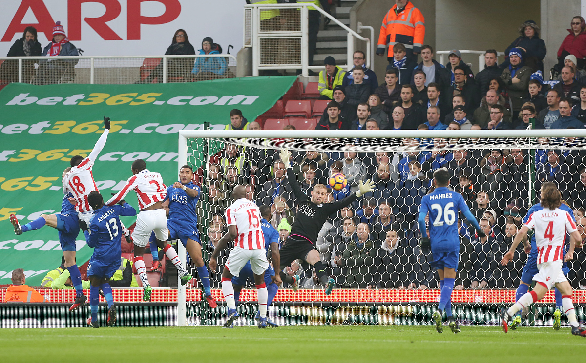 球队战术灵活多变打破对手防线