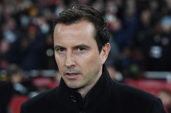 雷恩主帅施特拉斯兹遭解职，球队排名下滑