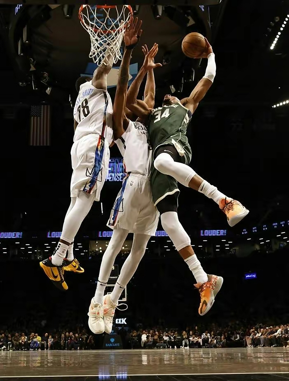 雄鹿击败篮网，挺进下一轮