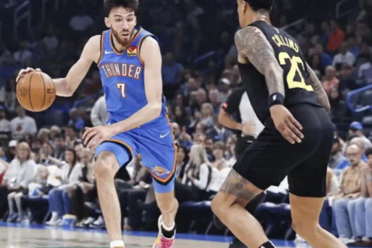 76人主场击败猛龙，将系列赛扳成3-3平的简单介绍