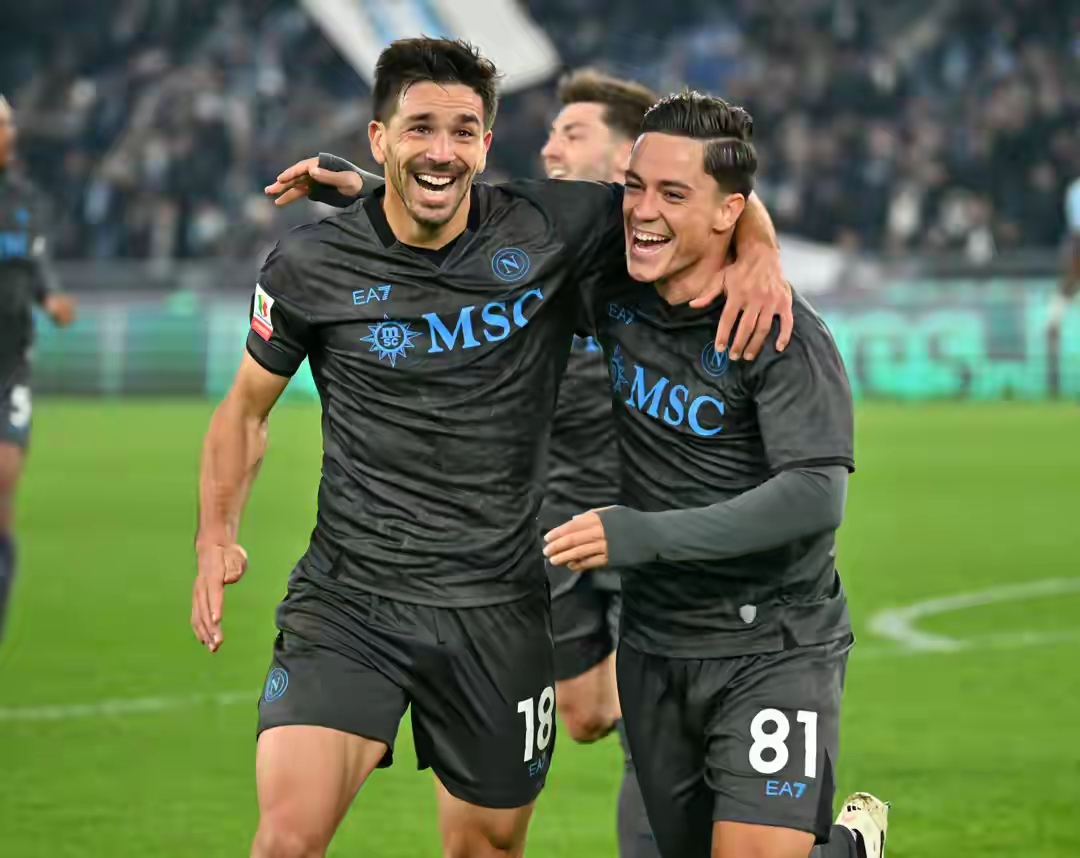 那不勒斯客场破门，争霸步入佳境