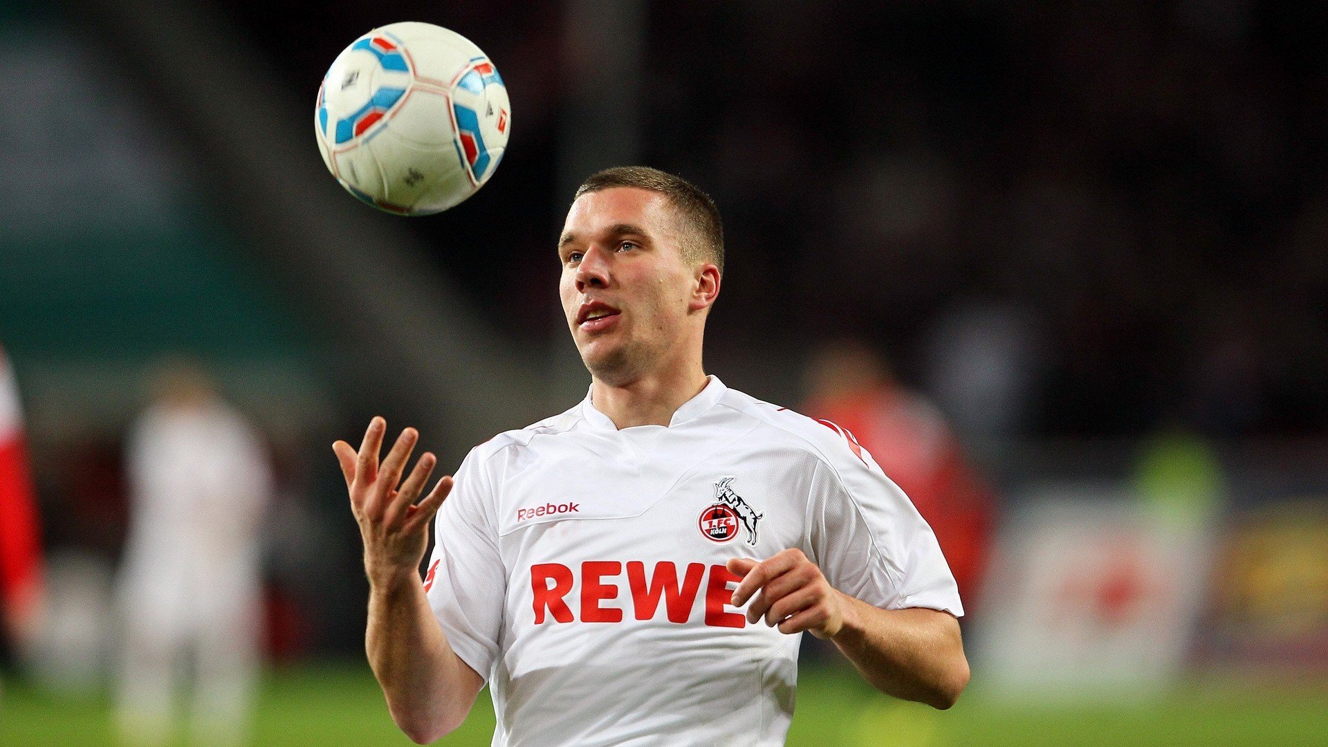 闪电战的艺术，奥斯梅恩的致胜一击与日本队的波状攻撃