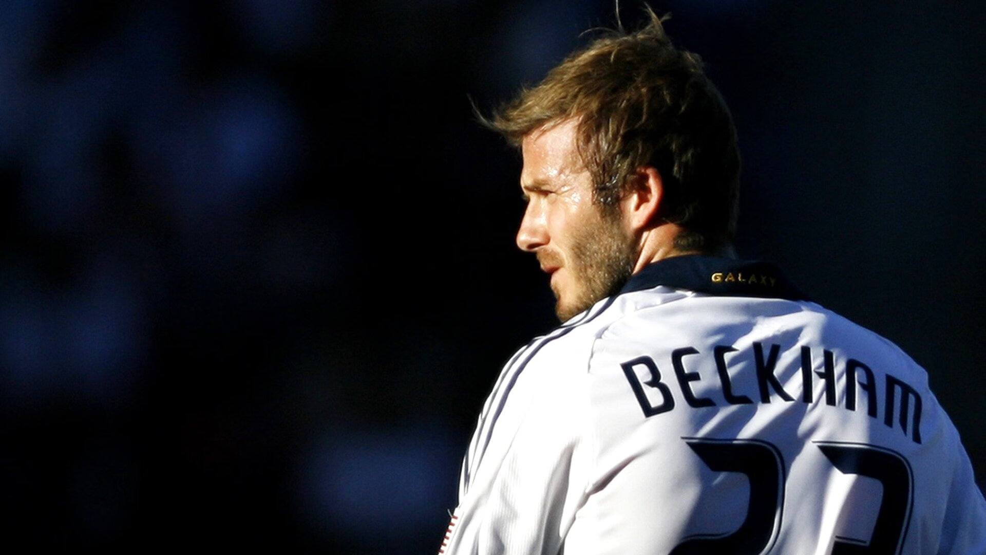 全球篮球巅峰战火重燃，新王加冕！